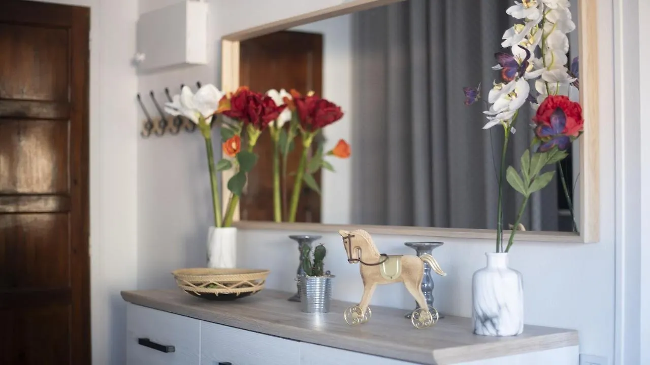 R96 - Apartamento Jocelyne Cerca De La Playa Segur de Calafell Apartment